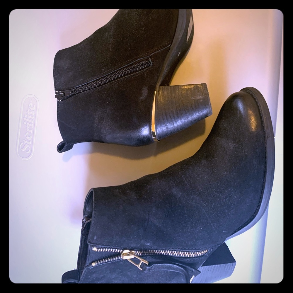 Ankle boots